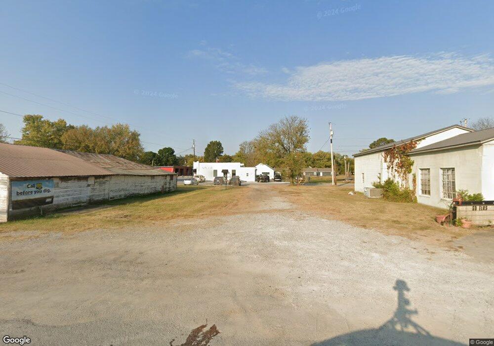 119 N Center St, Elkins, AR 72727 - photo 1