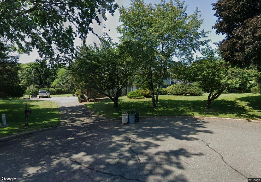 608 Clara Ct, Franklin Lakes, NJ 07417 - photo 1