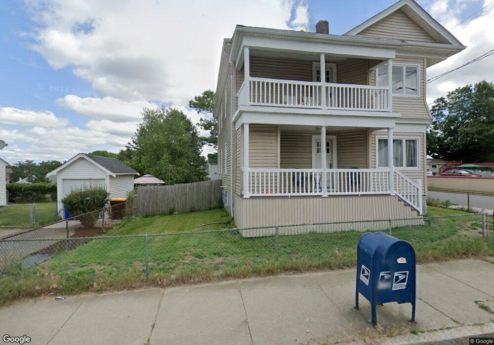 558 Jefferson St, Fall River, MA 02721 - photo 1