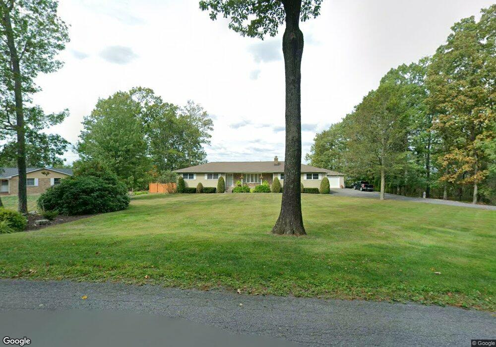 163 Skyview Cir, Sciota, PA 18354 - photo 1