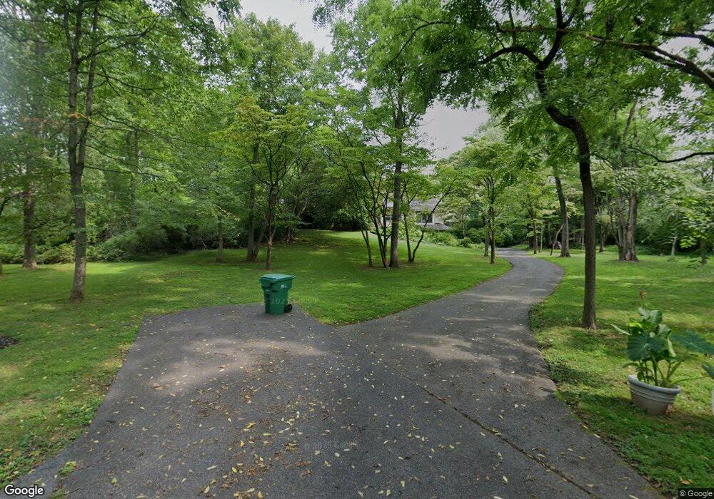 8 Dogwood Hill Ln, Chadds Ford, PA 19317 - photo 1