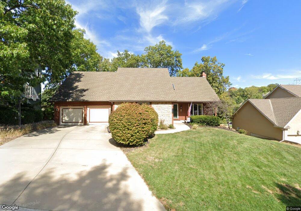 5908 Albervan St, Shawnee, KS 66216 - photo 1