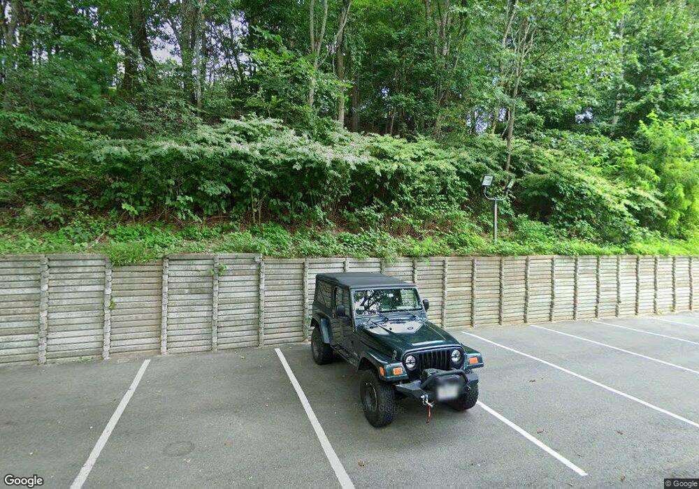 2 Pond Ln, Concord, MA 01742 - photo 1