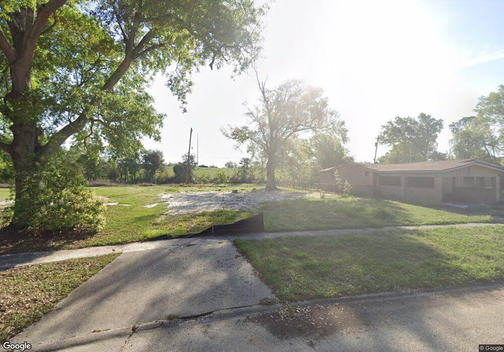 2605 E General Wainwright Dr, Lake Charles, LA 70615 - photo 1