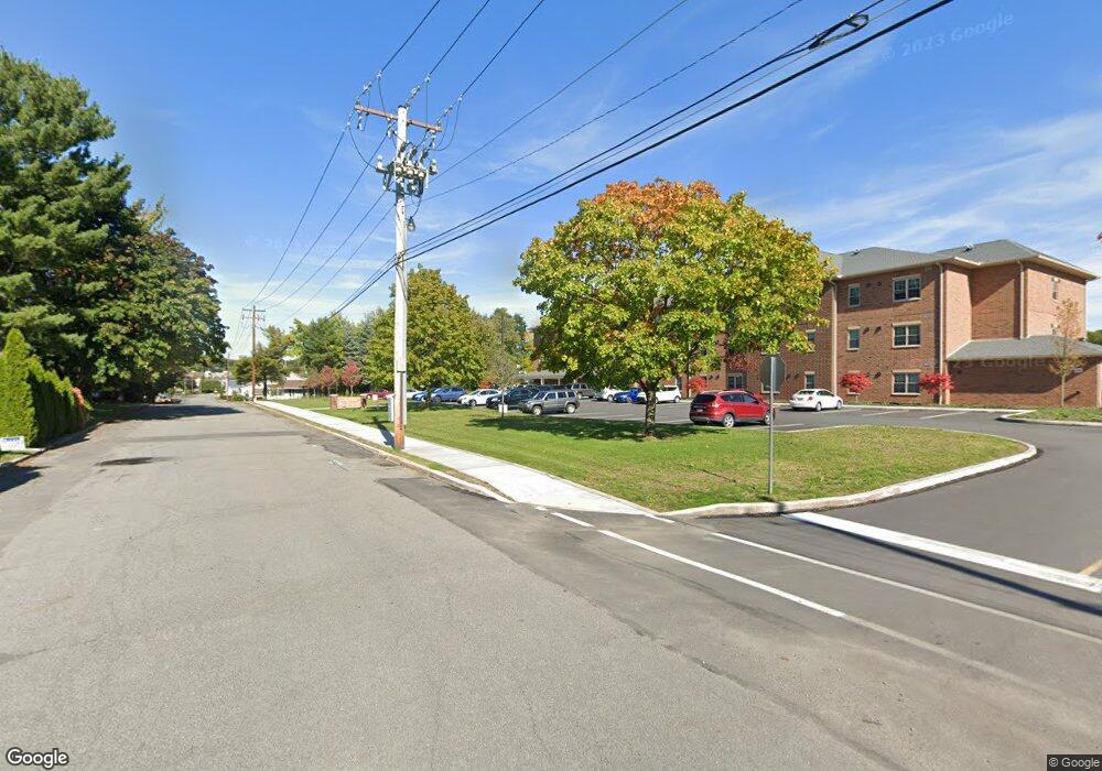 611 Walnut St, Dupont, PA 18641 - photo 1