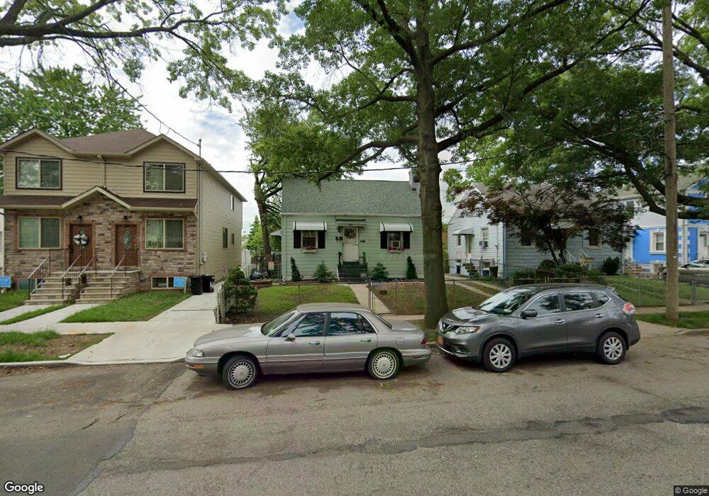 450 Netherland Ave, Staten Island, NY 10303 - photo 1