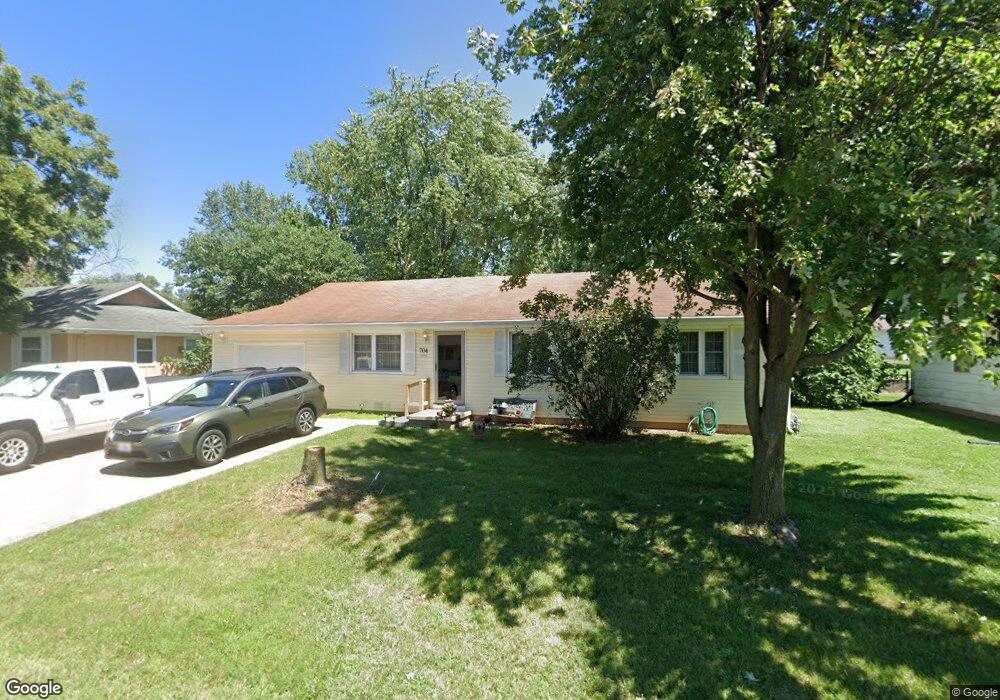 704 Frank St, Nixa, MO 65714 - photo 1