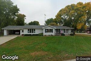 323 Sherman St, Sheffield, IA 50475