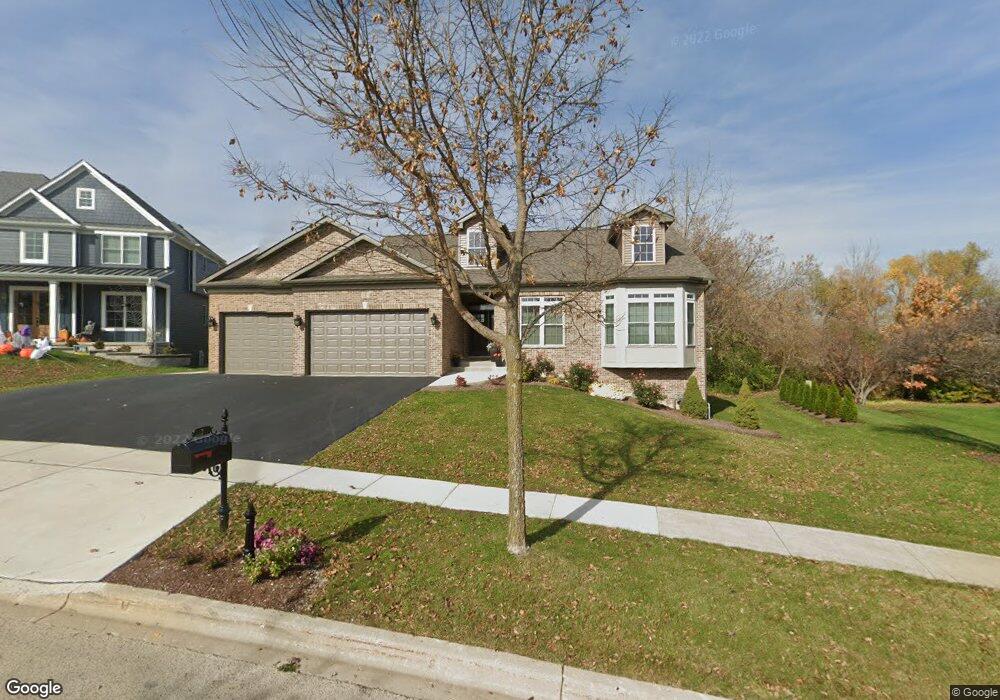 2 Springbrook Ln, Algonquin, IL 60102 - photo 1