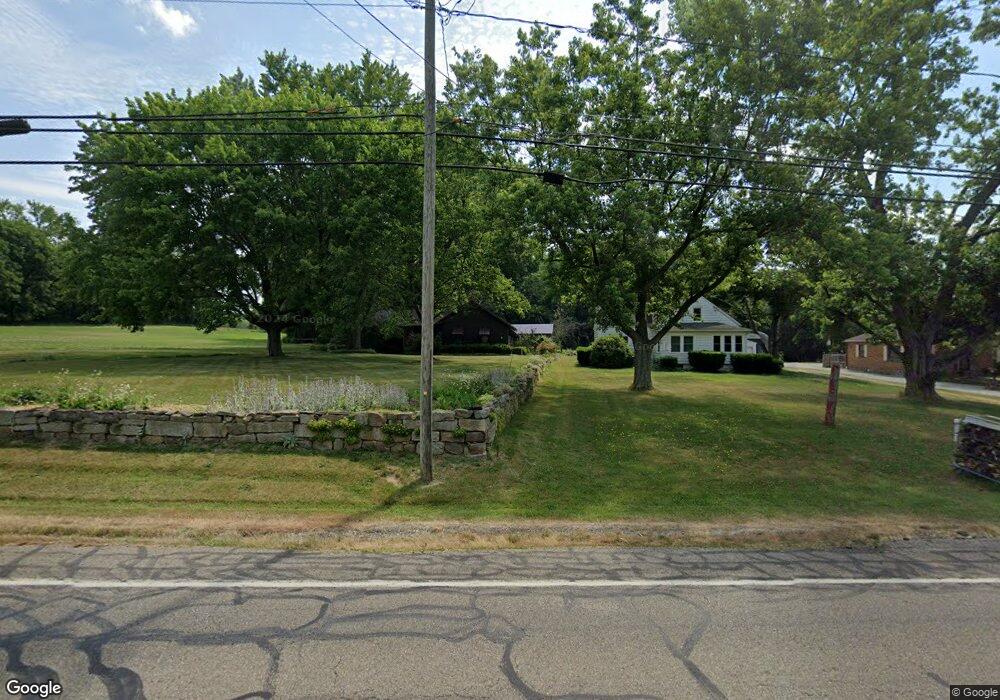 6639 Manchester Rd, New Franklin, OH 44216 - photo 1