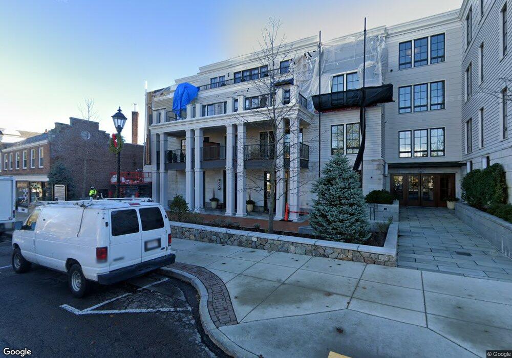 576 Washington St unit C, Wellesley, MA 02482 - photo 1