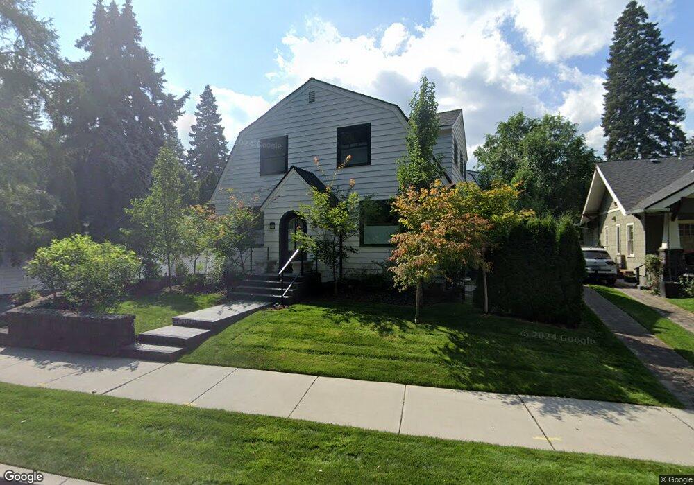 886 NW Riverside Blvd, Bend, OR 97701 - photo 1