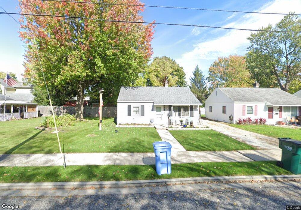 908 Woodbine Ave, Lansing, MI 48910 - photo 1