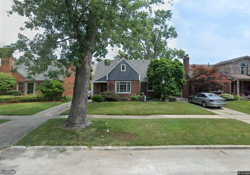 378 Mount Vernon Ave, Grosse Pointe Farms, MI 48236 - photo 1