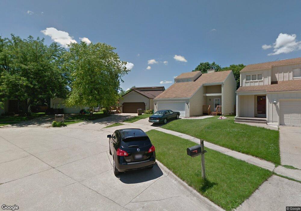 708 Knolls Ct, West Des Moines, IA 50265 - photo 1