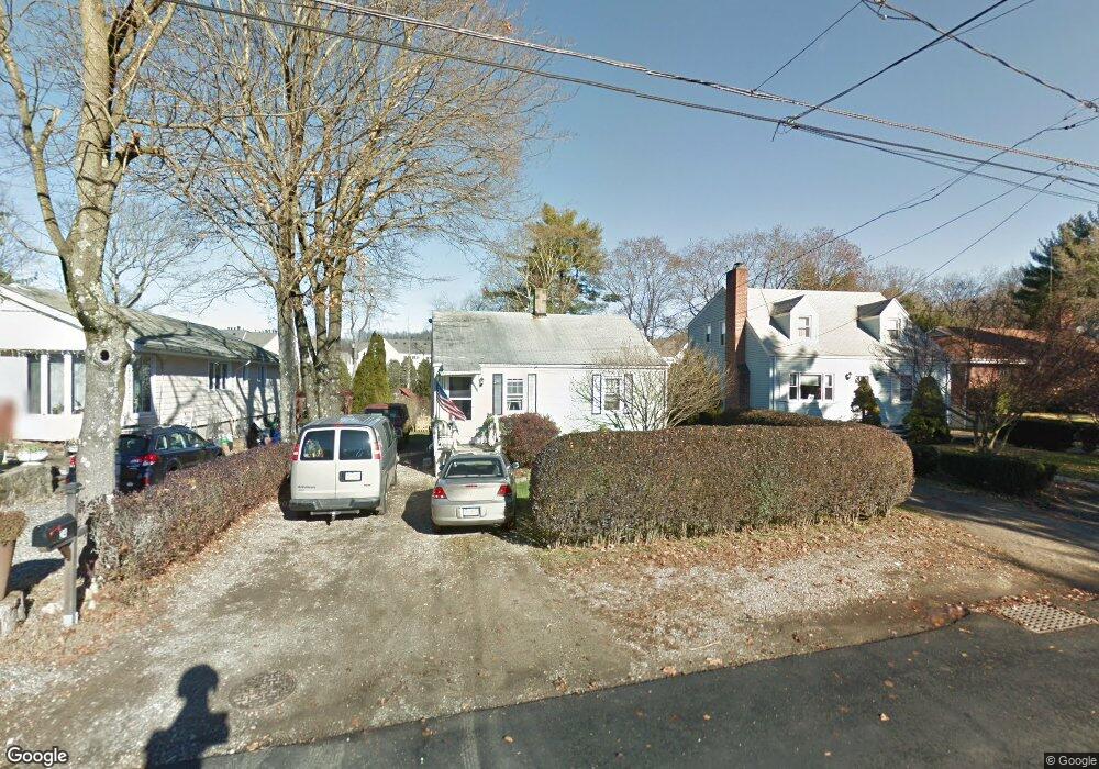 24 Wakemore St, Darien, CT 06820 - photo 1