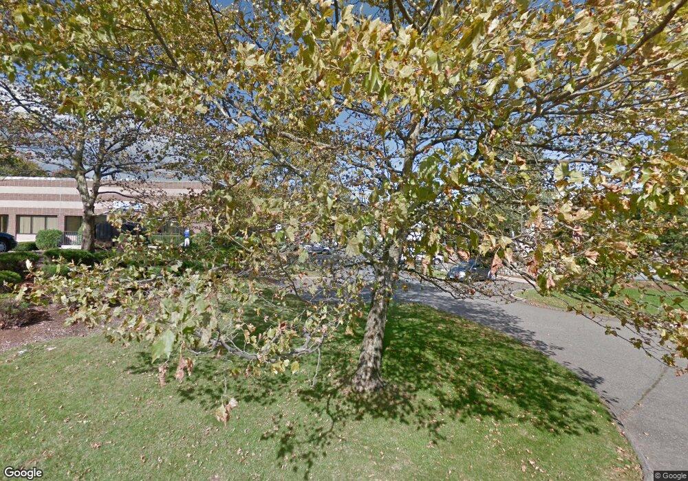 330 Newington Rd, West Hartford, CT 06110 - photo 1