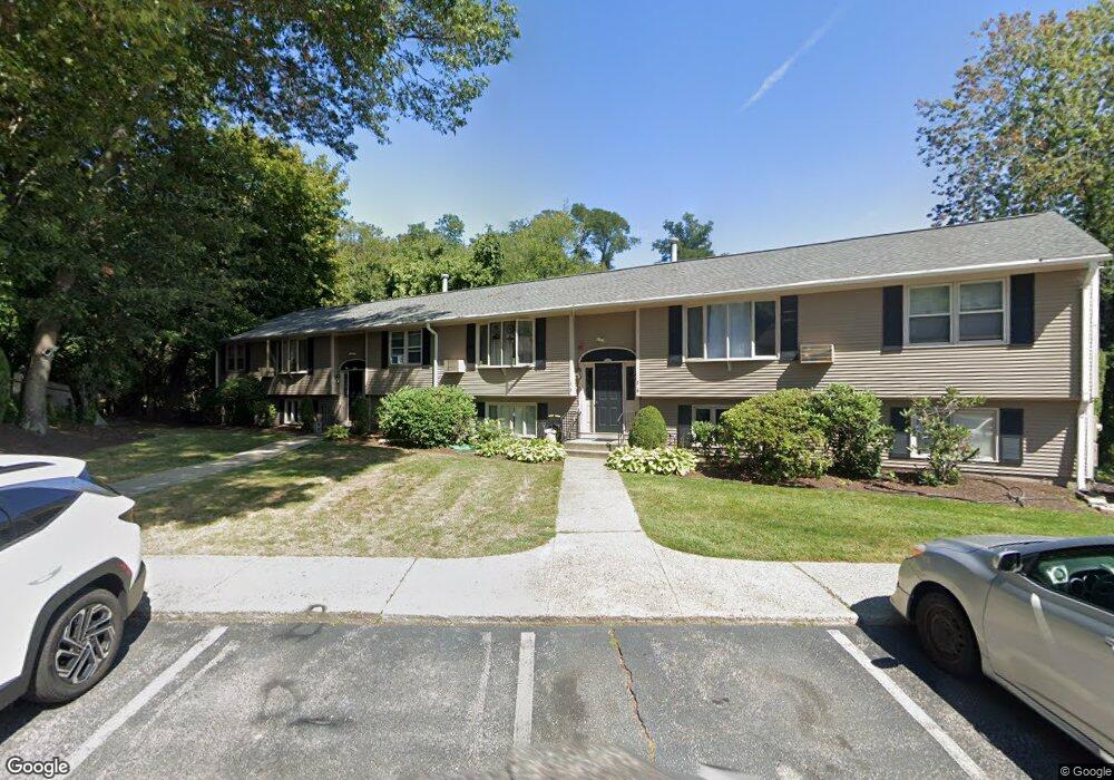 25 Harris Driftway St unit 2, Cranston, RI 02920 - photo 1