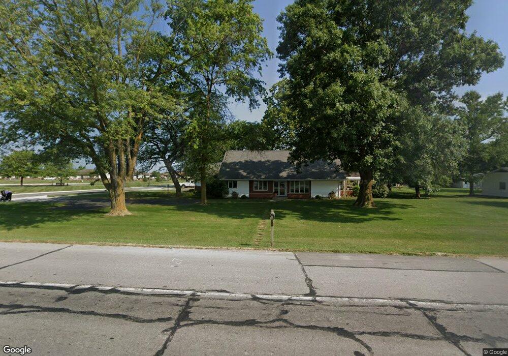 1223 W Main St, Berne, IN 46711 - photo 1
