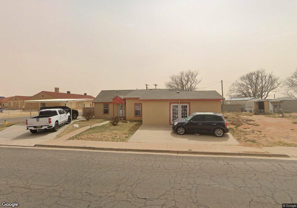 219 E Scharbauer St, Hobbs, NM 88240 - photo 1
