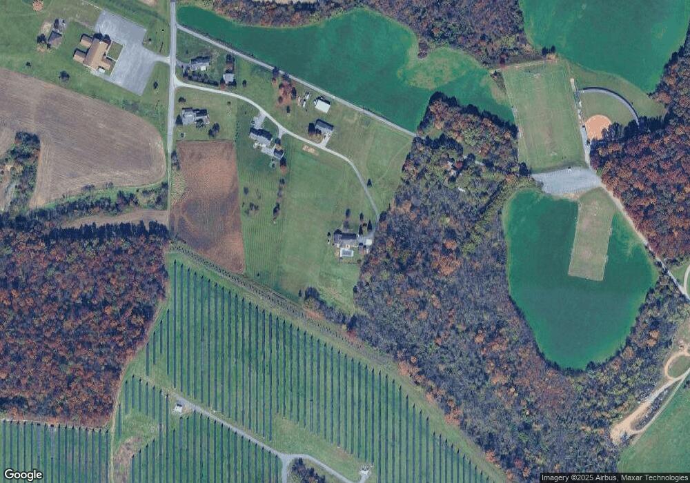 1976 Wenger Ln, Chambersburg, PA 17201 - photo 1