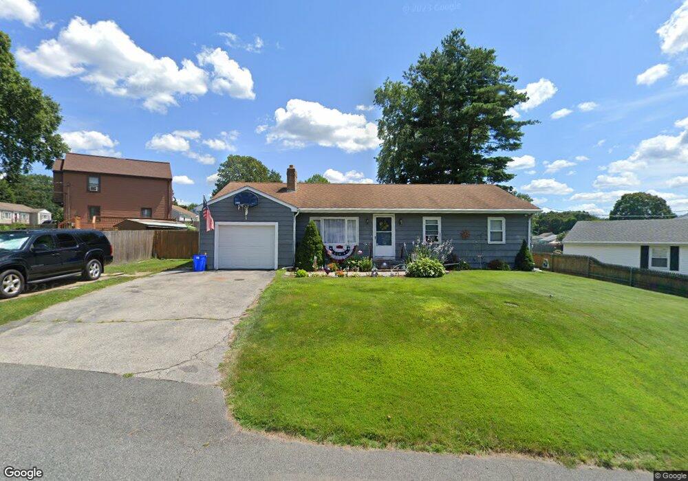 34 Valley View Dr, Cumberland, RI 02864 - photo 1