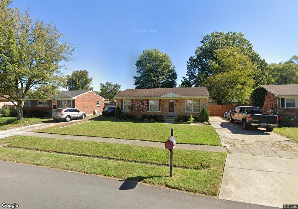 9305 Pagoda Dr, Louisville, KY 40229 - photo 1