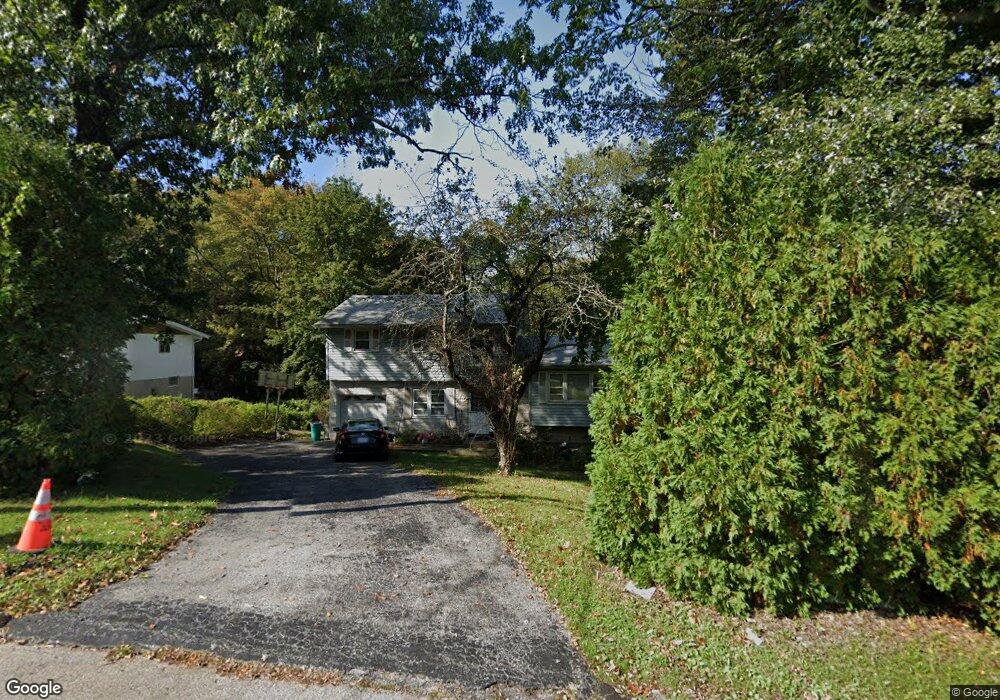 570 Westbrook Dr, Cortlandt Manor, NY 10567 - photo 1