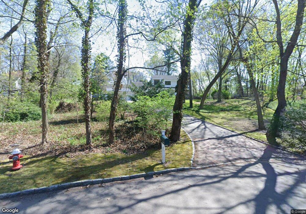 5 Bridle Path, Port Washington, NY 11050 - photo 1