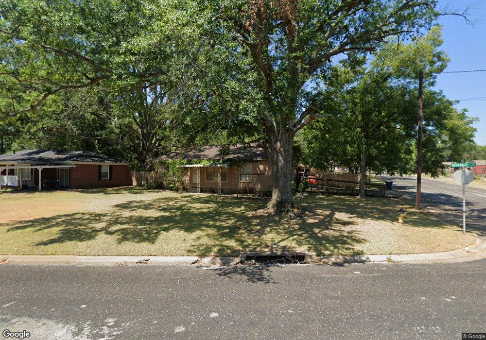 2903 Broadway Blvd, Kilgore, TX 75662 - photo 1