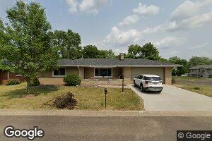 311 S Tazewell Ave, MacKinaw, IL 61755