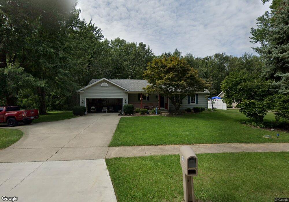 586 Abbe Rd, Sheffield Lake, OH 44054 - photo 1