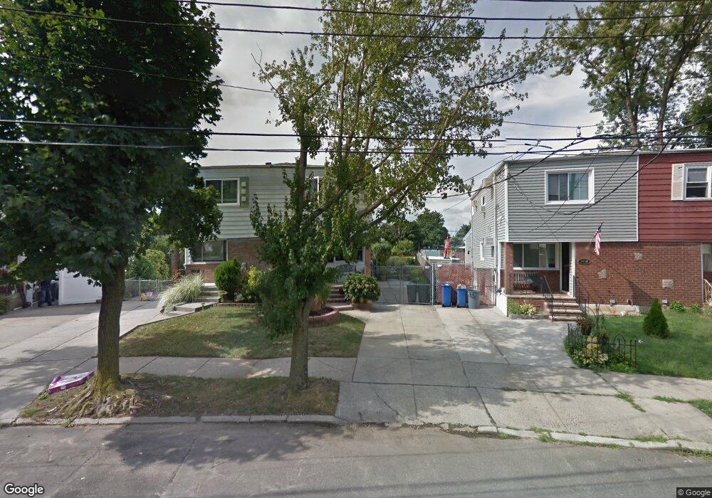 6434 136th St, Flushing, NY 11367 - photo 1