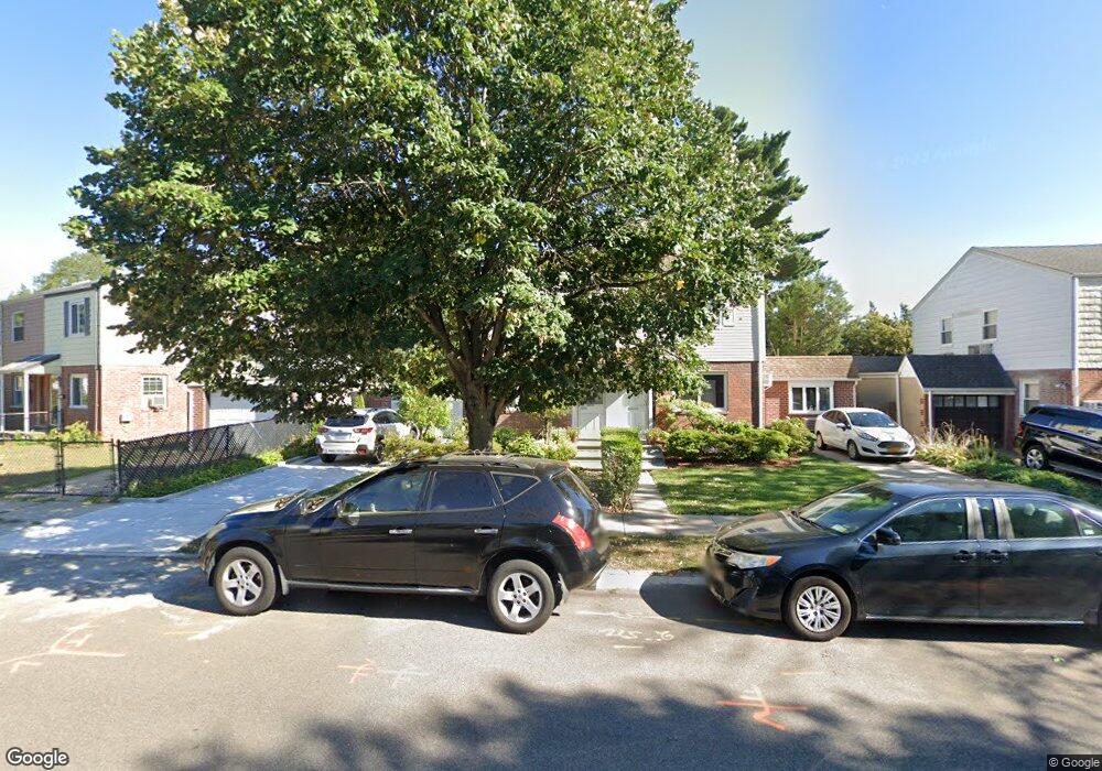 25012 Shiloh Ave, Bellerose, NY 11426 - photo 1