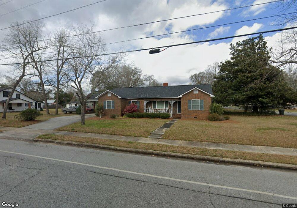 501 W Liberty St, Claxton, GA 30417 - photo 1