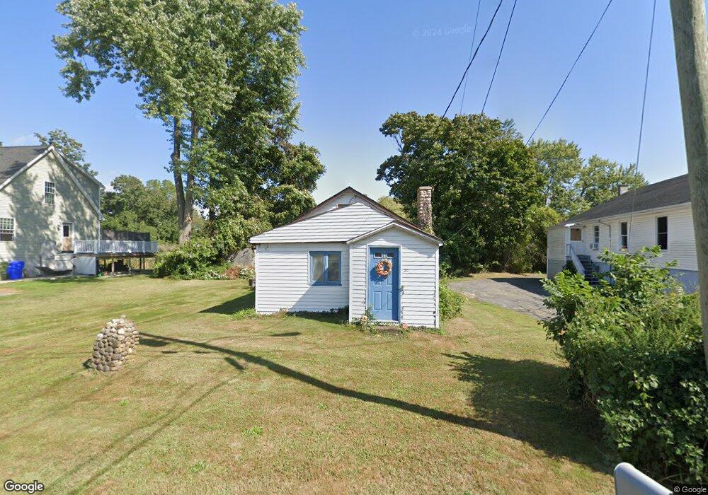 20 East St, Old Saybrook, CT 06475 - photo 1