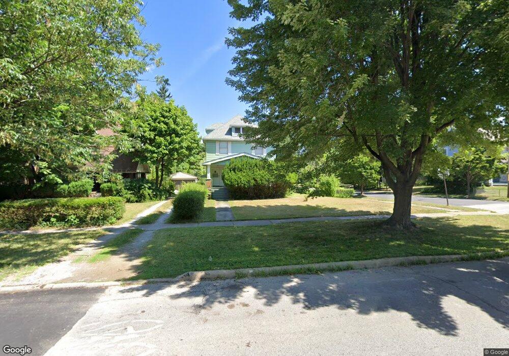 3417 Euclid Heights Blvd, Cleveland, OH 44118 - photo 1