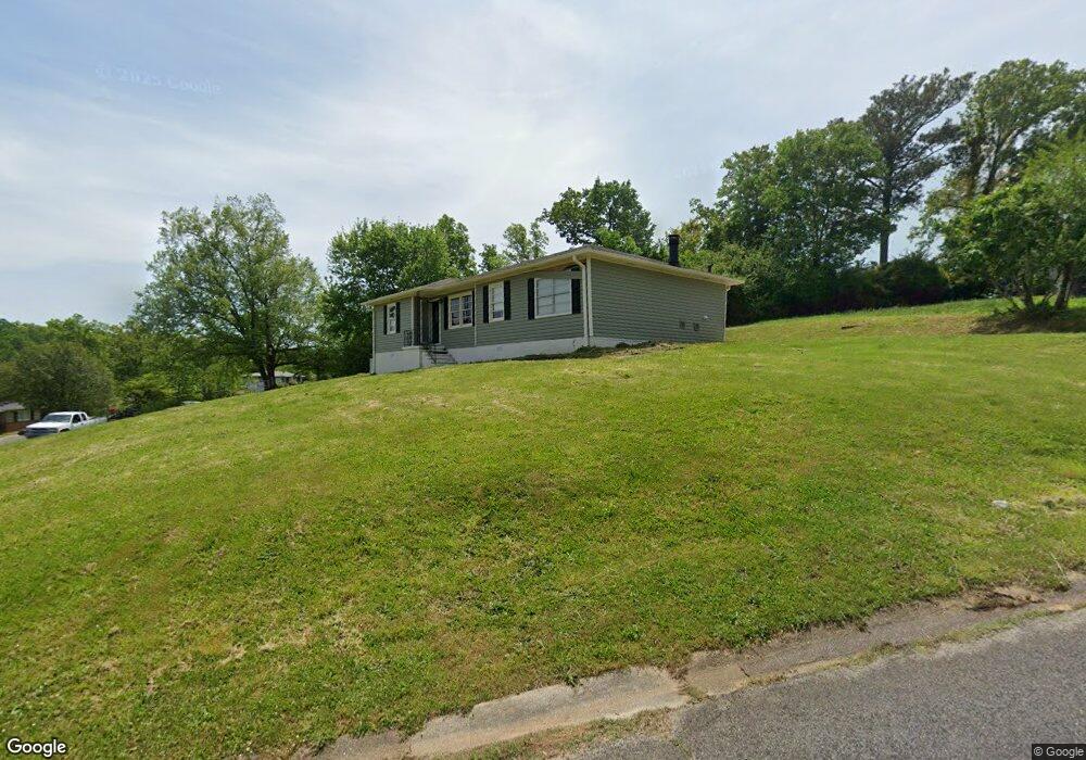 909 29th Ave NE, Center Point, AL 35215 - photo 1