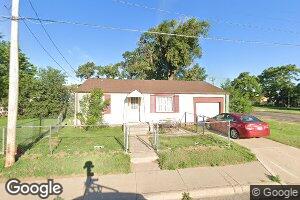 401 S Pursley St, Sublette, KS 67877