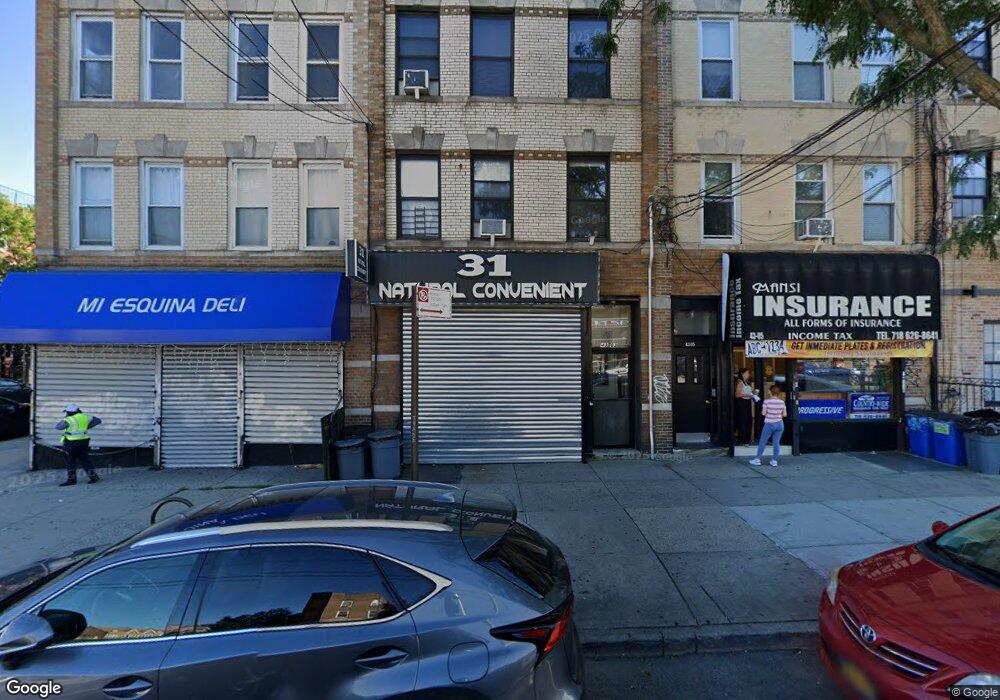 4303 31st Ave, Long Island City, NY 11103 - photo 1