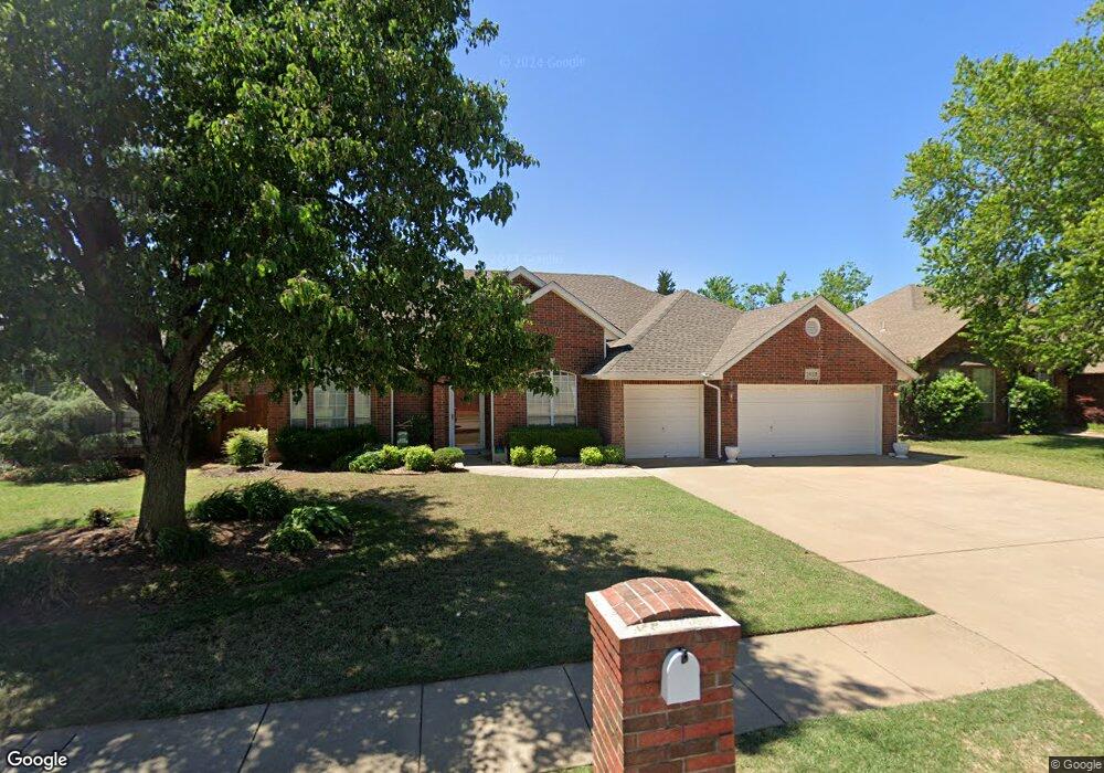 1625 Natchez Rd, Edmond, OK 73012 - photo 1