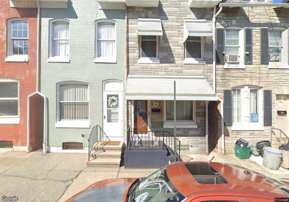 922 Mulberry St, Reading, PA 19604 - photo 1