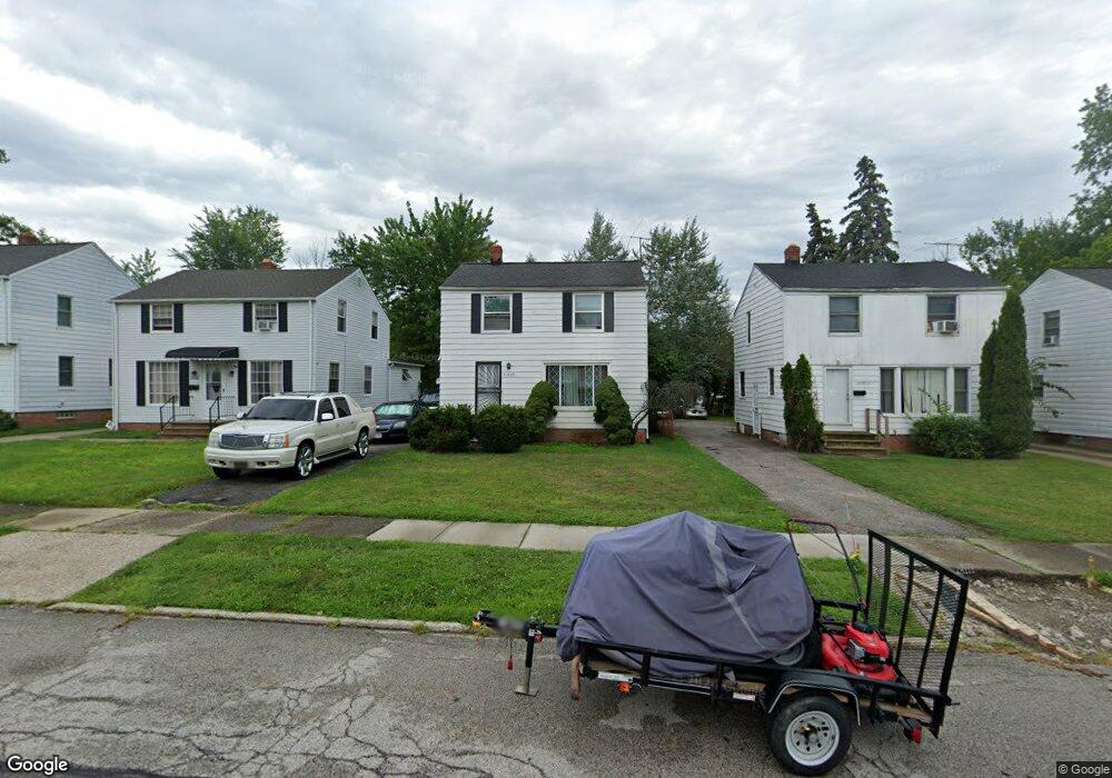 21002 Clare Ave, Maple Heights, OH 44137 - photo 1