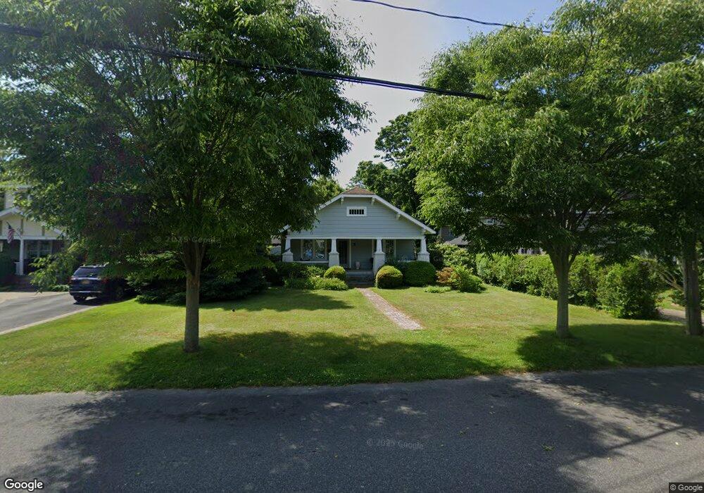 26 Elm St, Sayville, NY 11782 - photo 1