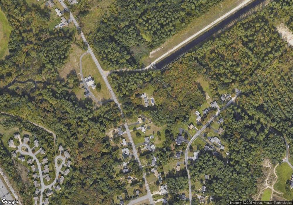 586 Cohas Ave, Manchester, NH 03109 - photo 1