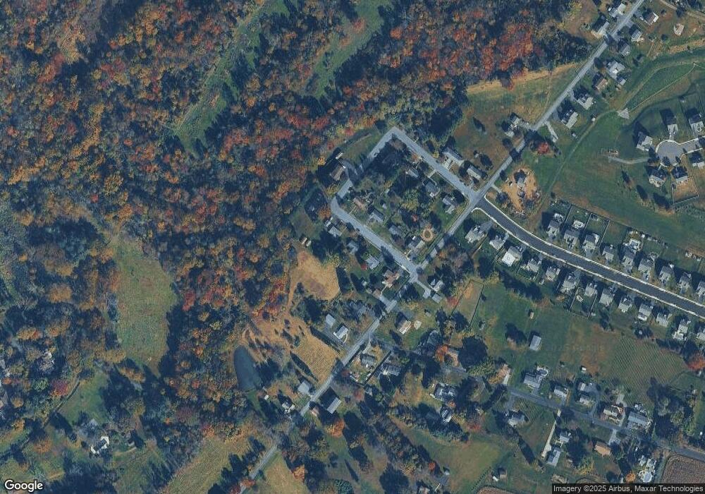 14 King St, Douglassville, PA 19518 - photo 1