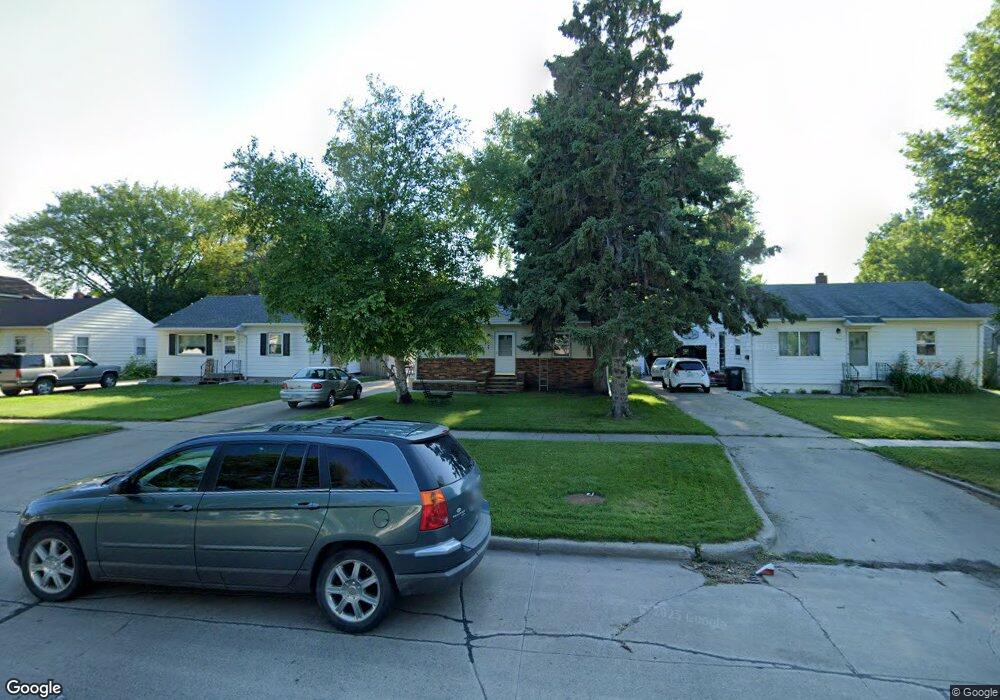 1529 13 1 2 St S, Fargo, ND 58103 - photo 1