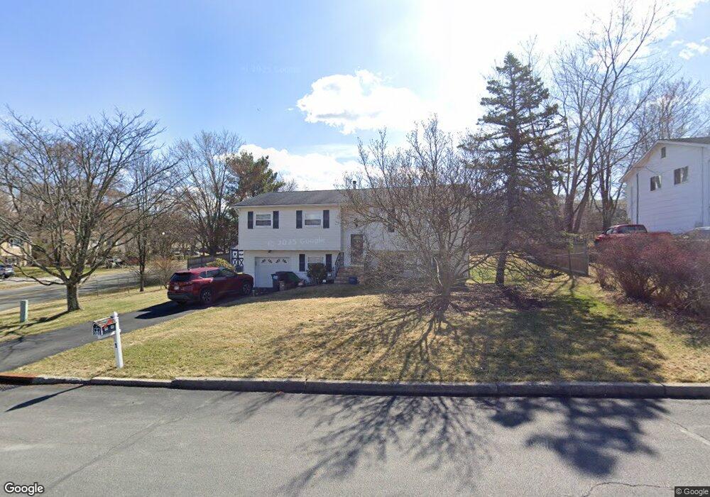 1 Weather Vane Way, Middletown, NY 10940 - photo 1