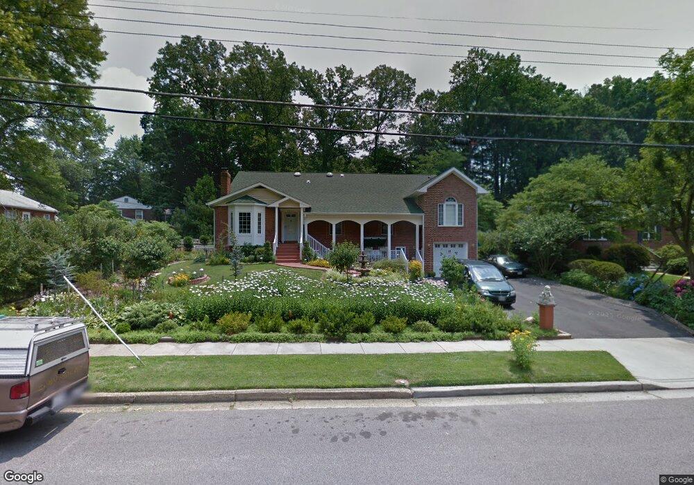 3221 Patrick Henry Dr, Falls Church, VA 22044 - photo 1