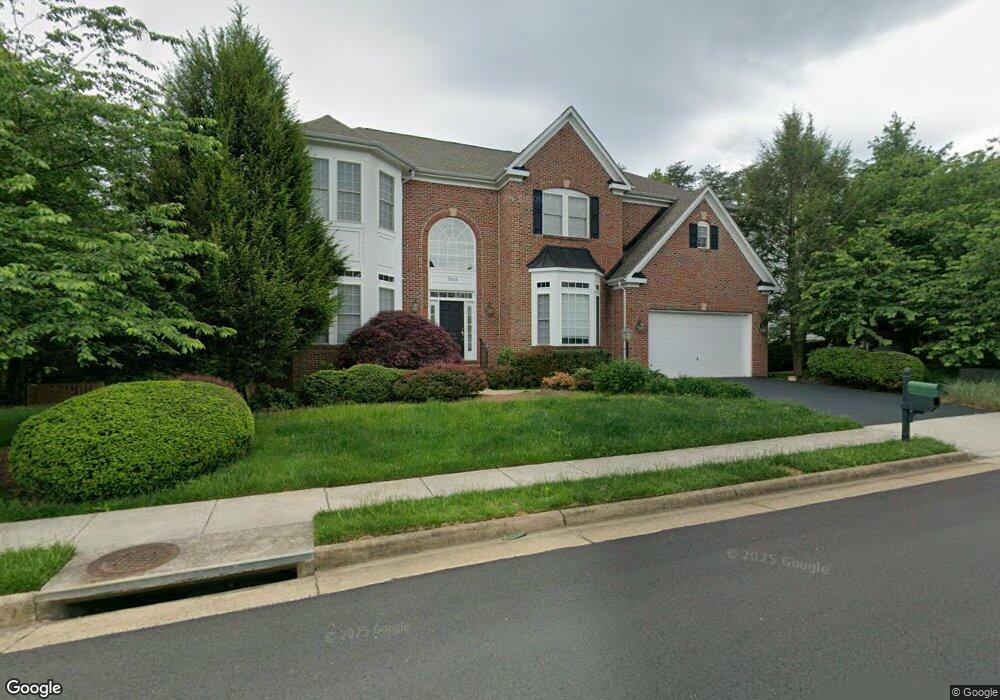 7815 Rose Garden Ln, Springfield, VA 22153 - photo 1